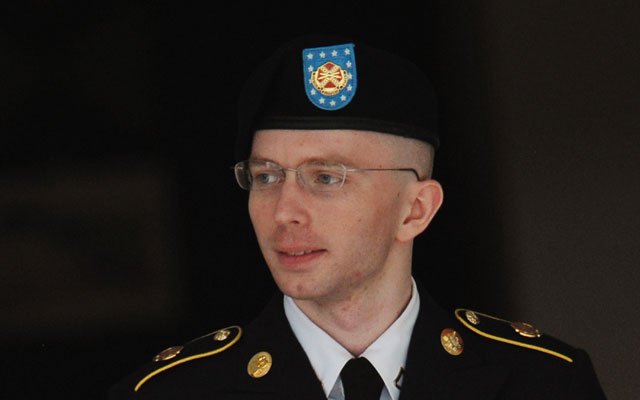 Cabo Bradley Manning