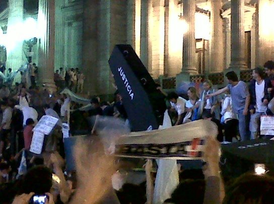 Cacerolazo del 18A: en el Congreso