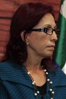 Senadora por Convergencia Nacional, Centa Rek