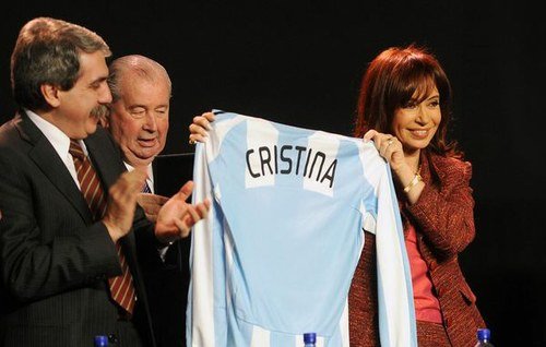 Cristina Kirchner, Aníbal Fernández y Julio Grondona