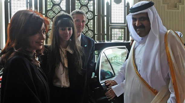 Cristina Fernández, junto a "Florkey" y el Emir de Qatar
