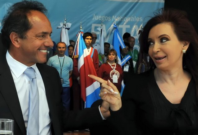 Gobernador Daniel Scioli, junto a la Presidente Cristina Fernández Wilhelm