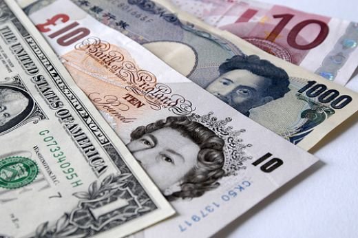 Divisas del mundo, Economía