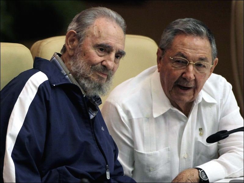 Fidel Castro Ruz, Raúl Castro