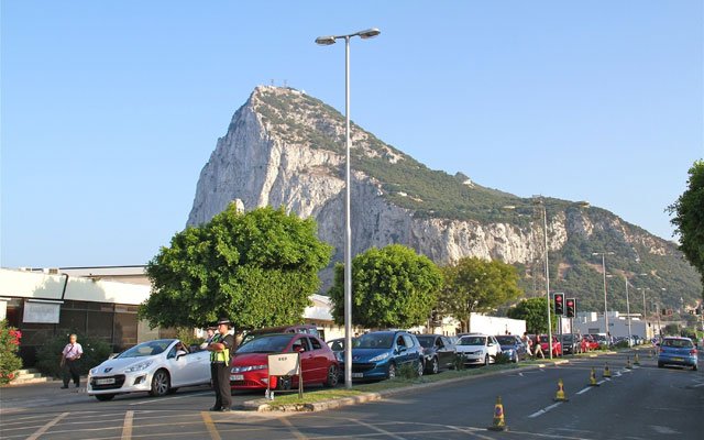 Gibraltar, con el Peñón de fondo