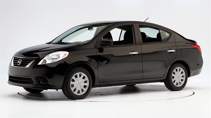 Nissan Versa, ejemplos