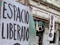 Los "okupas", ocupados a tiempo completo