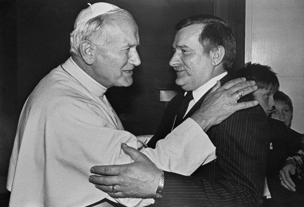 Lech Walesa, junto al Papa Juan Pablo II