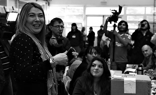 Fabiana Ríos y Rosana Bertone son las dos candidatas que disputan la gobernación