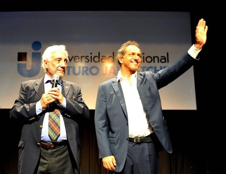 Daniel Scioli, Universidad Arturo Jauretche