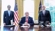 Donald Trump, Steven Mnuchin, Mike Pence, Irán