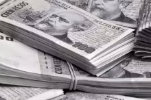 Peso argentino, Devaluación del peso argentino