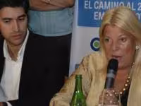 Elisa Carrió, junto a Adrián Pérez y Mario Llambías en Mar del Plata